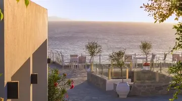Hotel Peninsula Resort & Spa