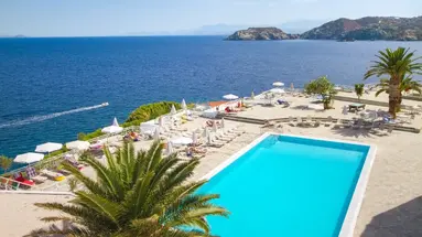 Hotel Peninsula Resort & Spa