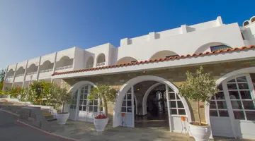 Hotel Peninsula Resort & Spa