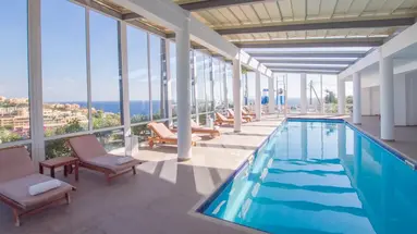 Hotel Peninsula Resort & Spa