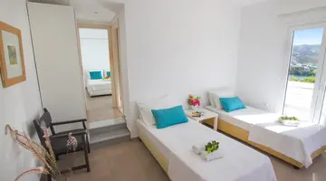 Hotel Peninsula Resort & Spa
