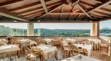 Hotel Petra Bianca