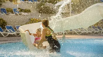 HOTEL PINETA***