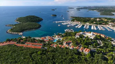 HOTEL PINETA***