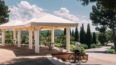 HOTEL PINETA***
