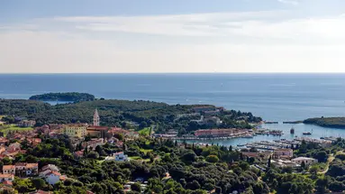 HOTEL PINETA***