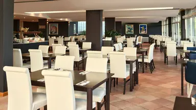HOTEL PINETA***