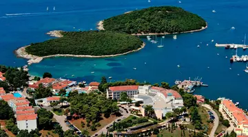 HOTEL PINETA***