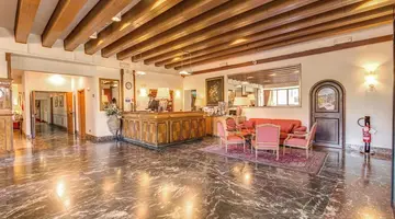 Hotel Pinewood Roma