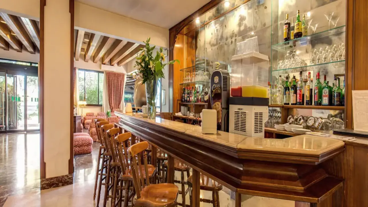 Hotel Pinewood Roma