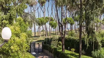 Hotel Pinewood Roma