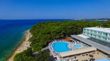 HOTEL PINIJA****