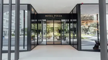 Hotel Pinija