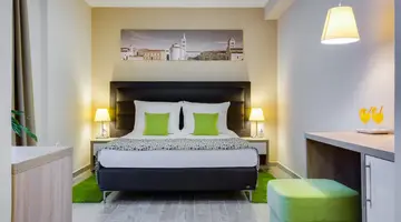 Hotel Pinija