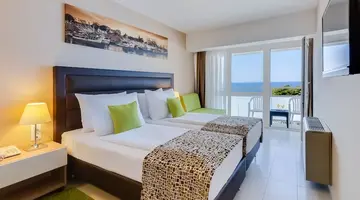 Hotel Pinija