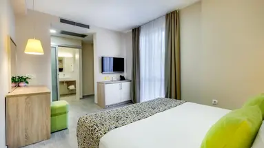 Hotel Pinija