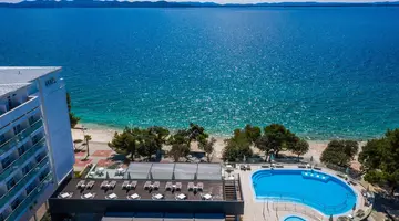 HOTEL PINIJA****