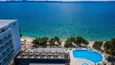 HOTEL PINIJA****