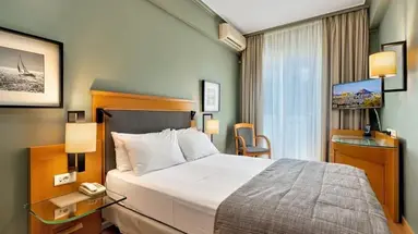 HOTEL PLAKA