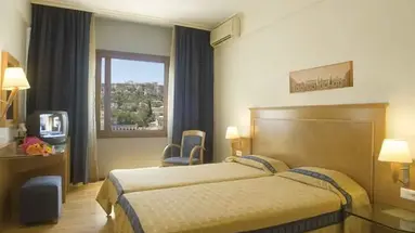 HOTEL PLAKA