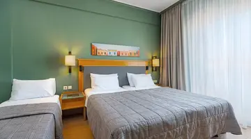 HOTEL PLAKA