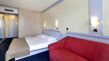 Hotel PLAVI Plava Laguna