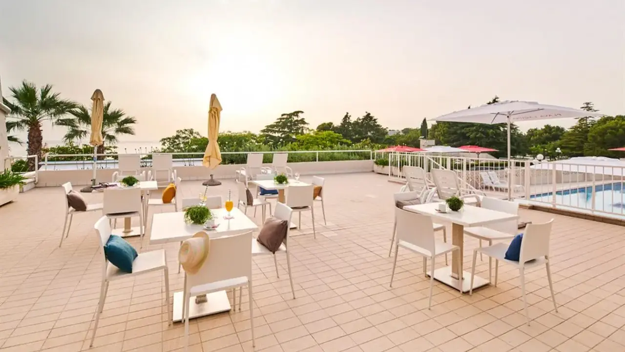 Hotel Plavi Plava Laguna