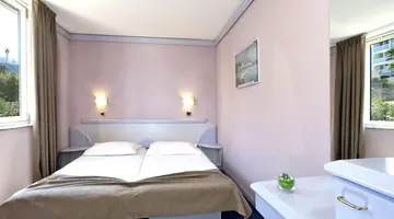 Hotel PLAVI Plava Laguna