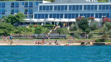 Hotel PLAVI Plava Laguna