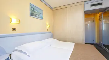Hotel PLAVI Plava Laguna