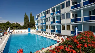 Hotel PLAVI Plava Laguna