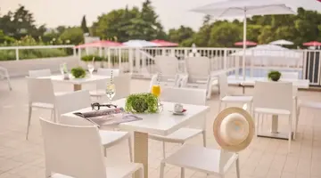 HOTEL PLAVI PLAVA LAGUNA***