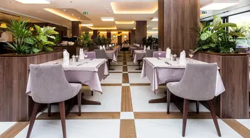 Hotel Plaza Duce