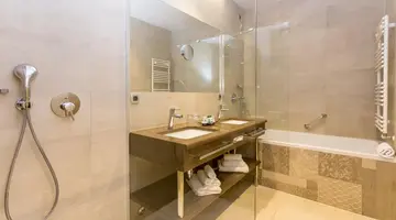 Hotel Plaza Duce