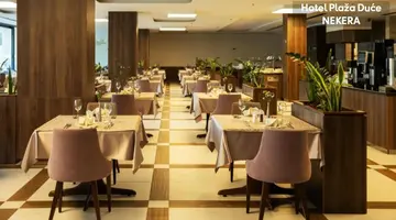 Hotel Plaza Duce