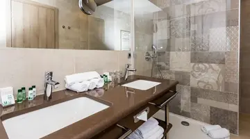 Hotel Plaza Duce