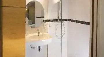 Hotel Plaza Elysees