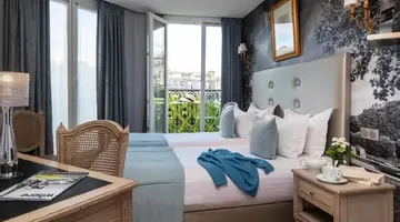 Hotel Plaza Elysees