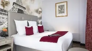 Hotel Plaza Elysees