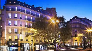 Hotel Plaza Elysees