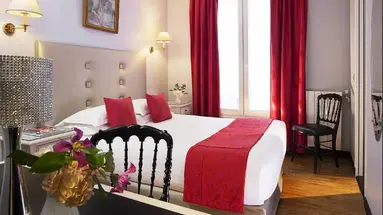 Hotel Plaza Elysees