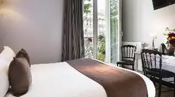 Hotel Plaza Elysees