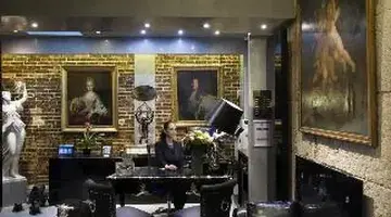 Hotel Plaza Elysees