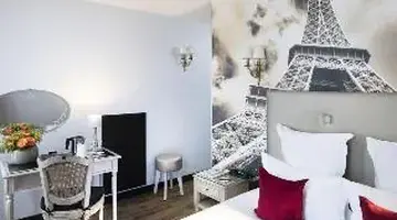 Hotel Plaza Elysees