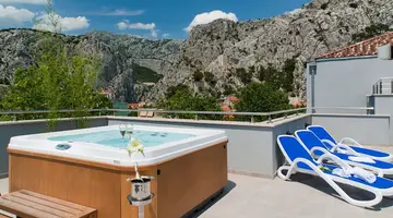 Hotel Plaza Omis