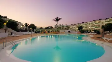 Hotel Plaza Palmeras