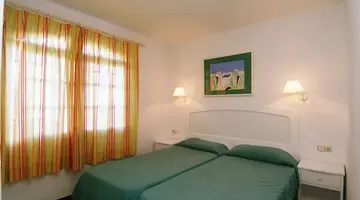 Hotel Plaza Palmeras
