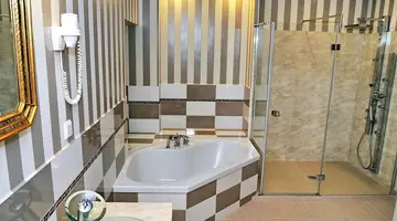 Hotel Podewils Zamek Rycerski w Krągu