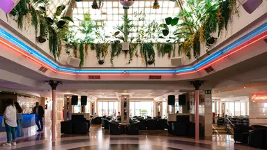 Hotel Port Fiesta Park