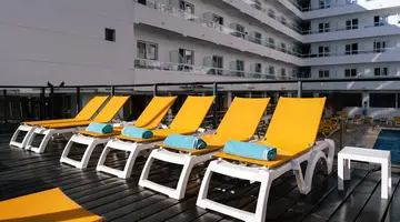 Hotel Port Fiesta Park